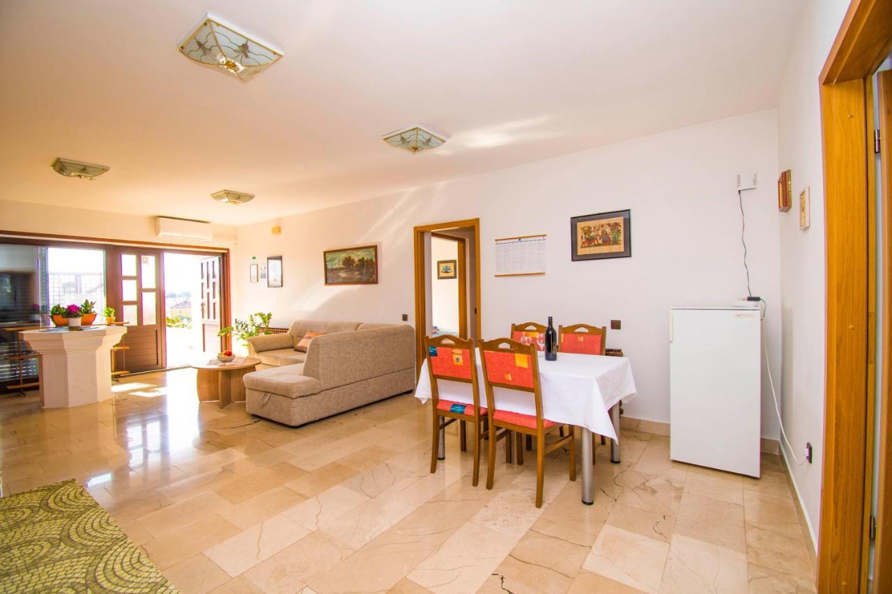 Apartments Grand & Plav In Krk Krk Town Exterior photo