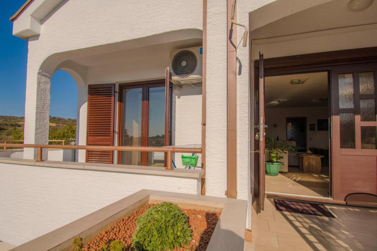 Apartments Grand & Plav In Krk Krk Town Exterior photo